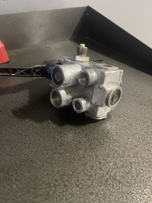 Кран Підйому Платформи Sv3273 Schmitz Sv3273