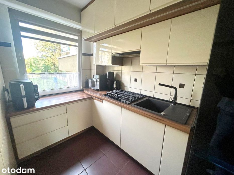 Atrakcyjne 2 pok./ 47m2/po remoncie/PARTER/Loggia/os. Rąbin