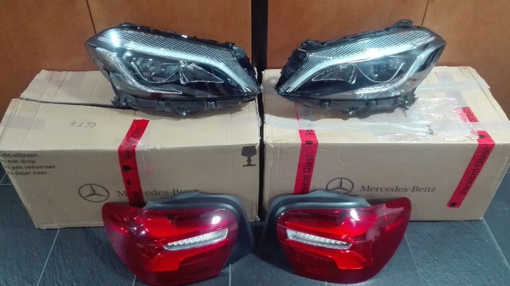 Frente Completa w176/177Mercedes A class w176/177 Faróis Traseiros Led