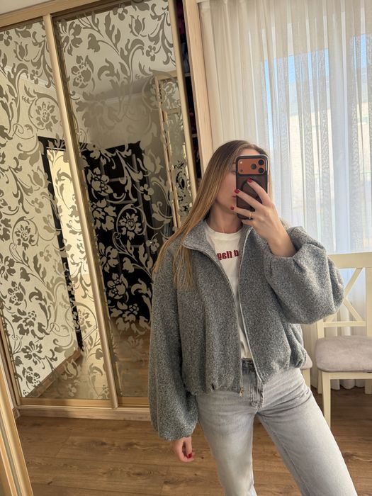 Бомбер весна, весняний бомбер, стильнмй бомбер