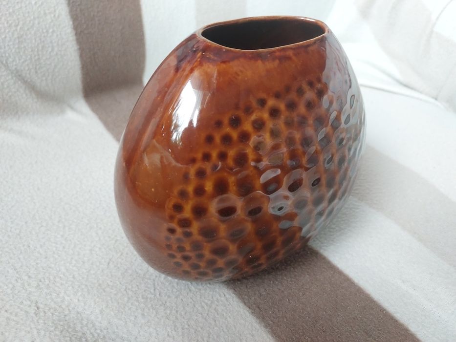 Wazonik ceramiczny