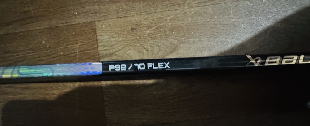 Продам хоккейную клюшку Bauer Tracer(после ремонта)