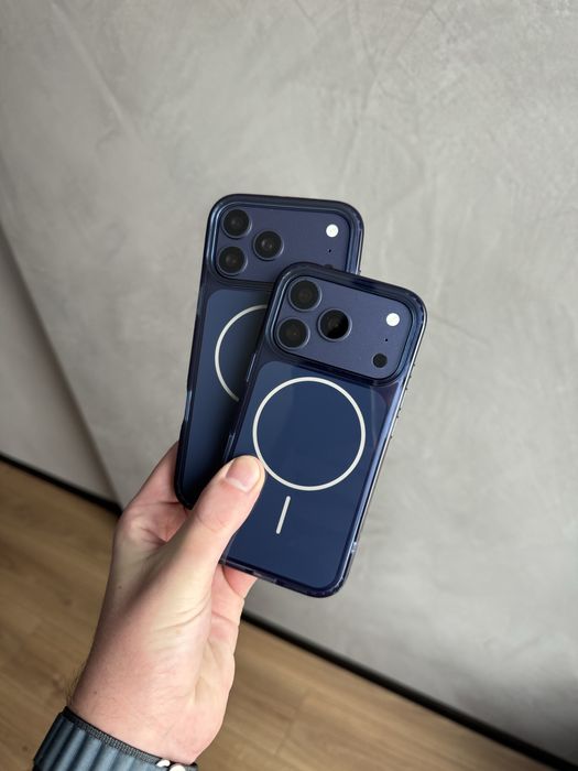 Чохол Glossy Case with MagSafe для 17 серії