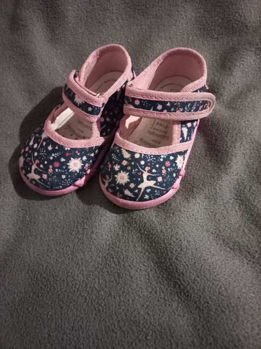 Kapcie r.19 wróżki