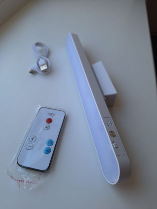 LED лампа аккумуляторная на пульте управления