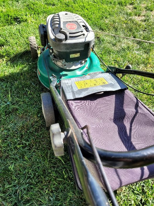 Corta relva Power Plus 98,5 cm3 com tracção