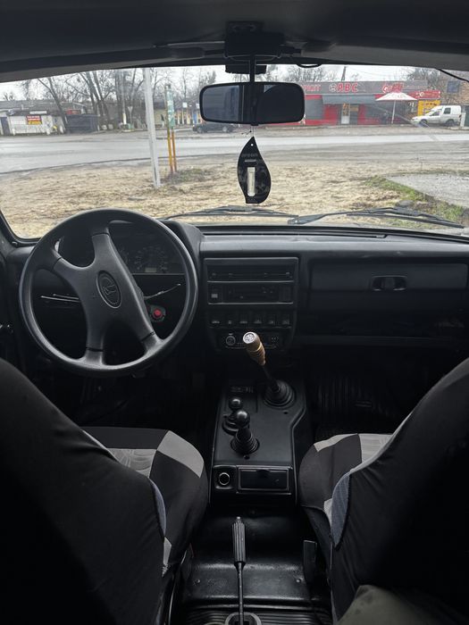 Продам ниву інжектор