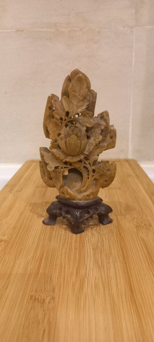 Escultura chinesa "Arranjo floral "