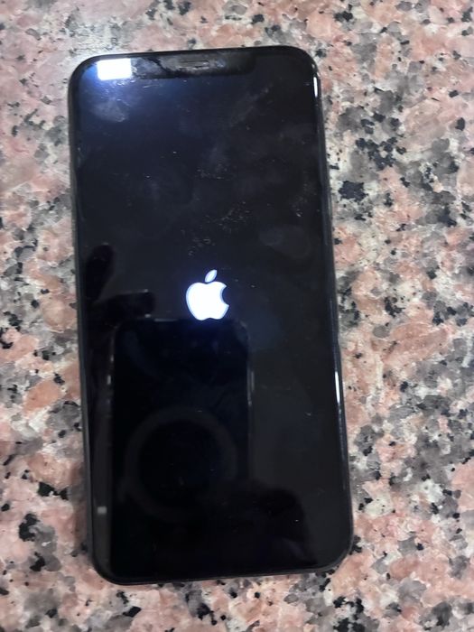 iPhone XS usado em bom estado