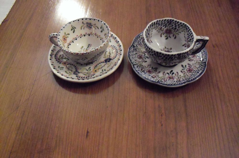 Chávenas café pintadas à mão