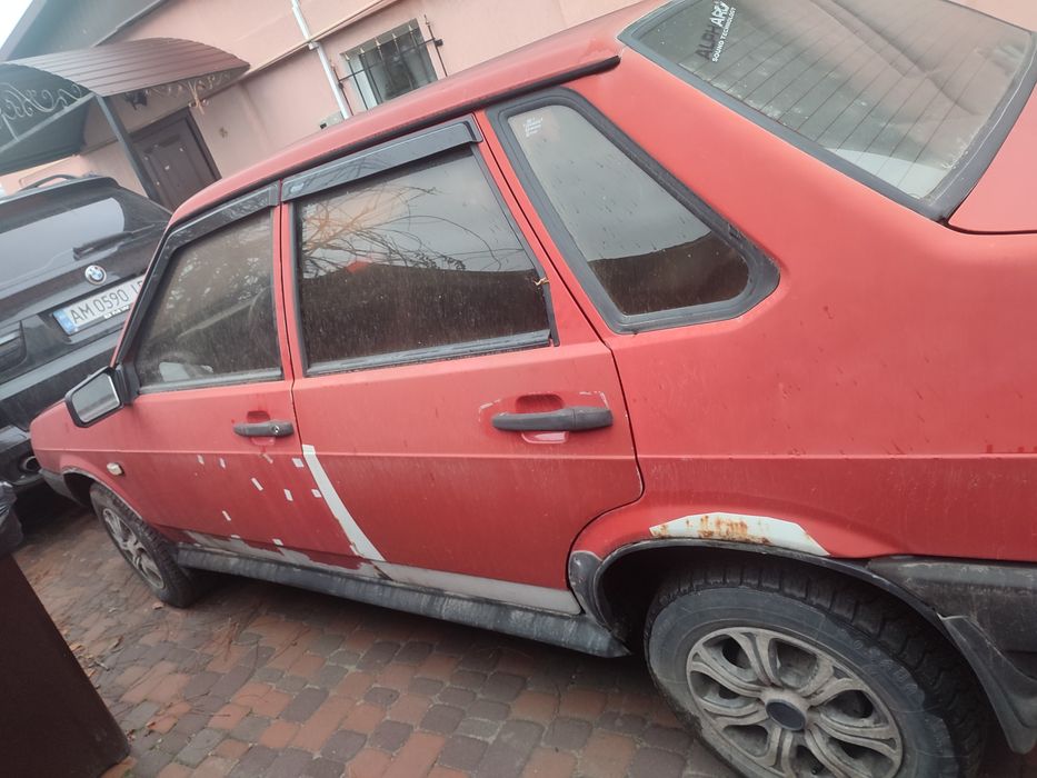 Продам ваз-21099