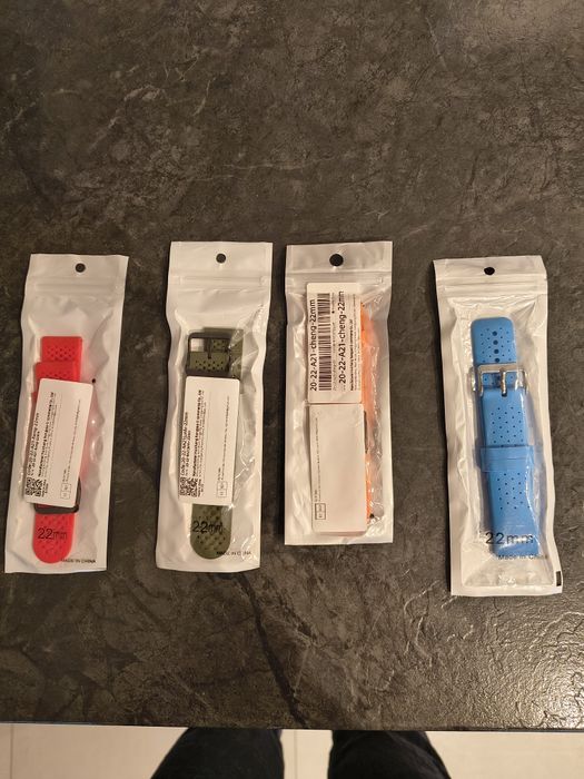 Pasek do zegarka smartwatch 22 mm 4 sztuki