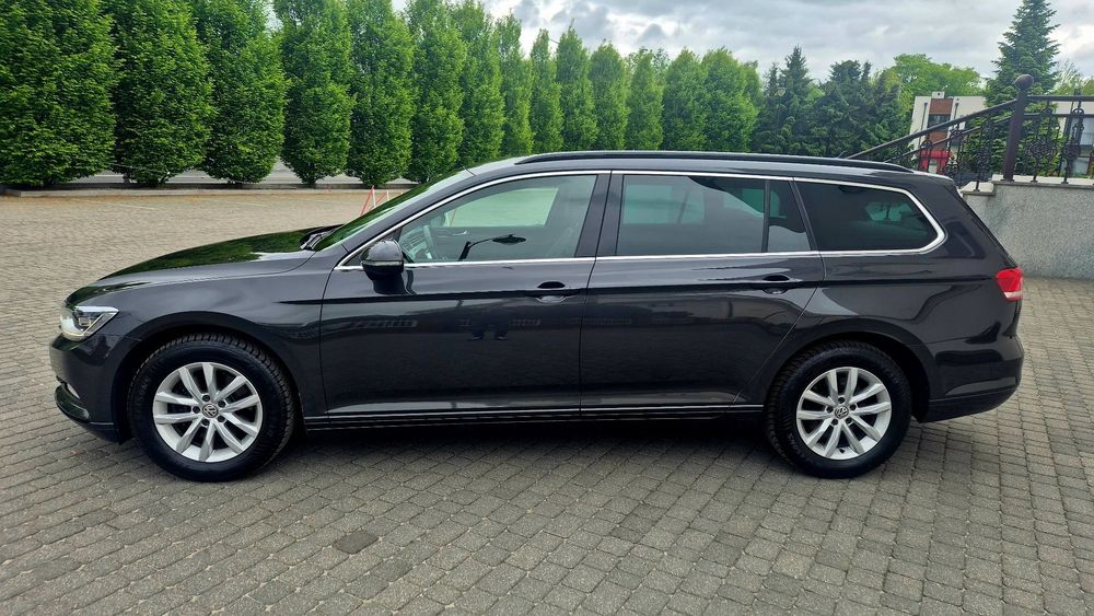 Volkswagen Passat 2.0 150 KM Full Ledy Navi Kamera Webasto Po Lifcie R-Line Niemcy