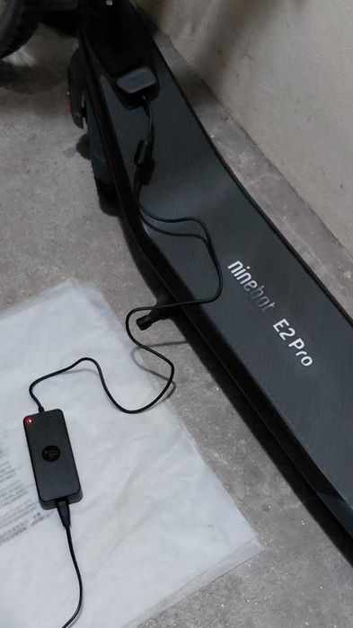 Trotinete elétrica Segway-Ninebot E2 Pro