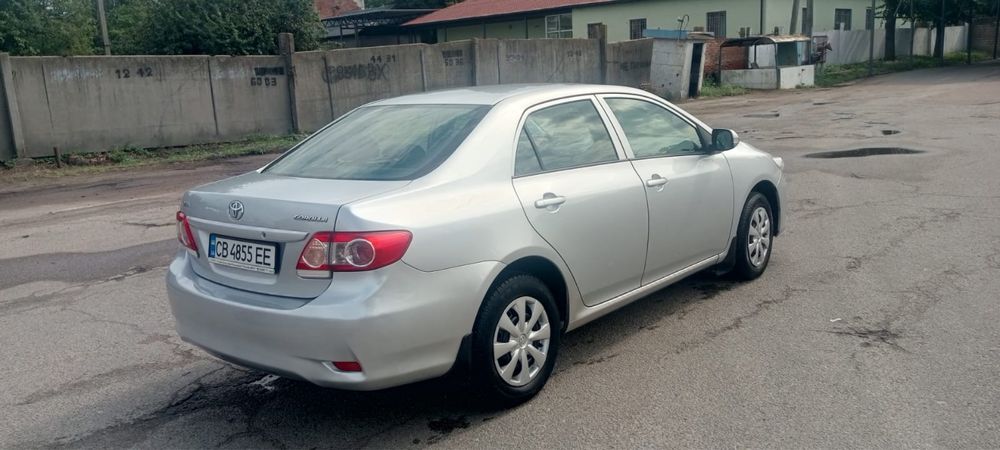 Toyota Corolla 2010 рік