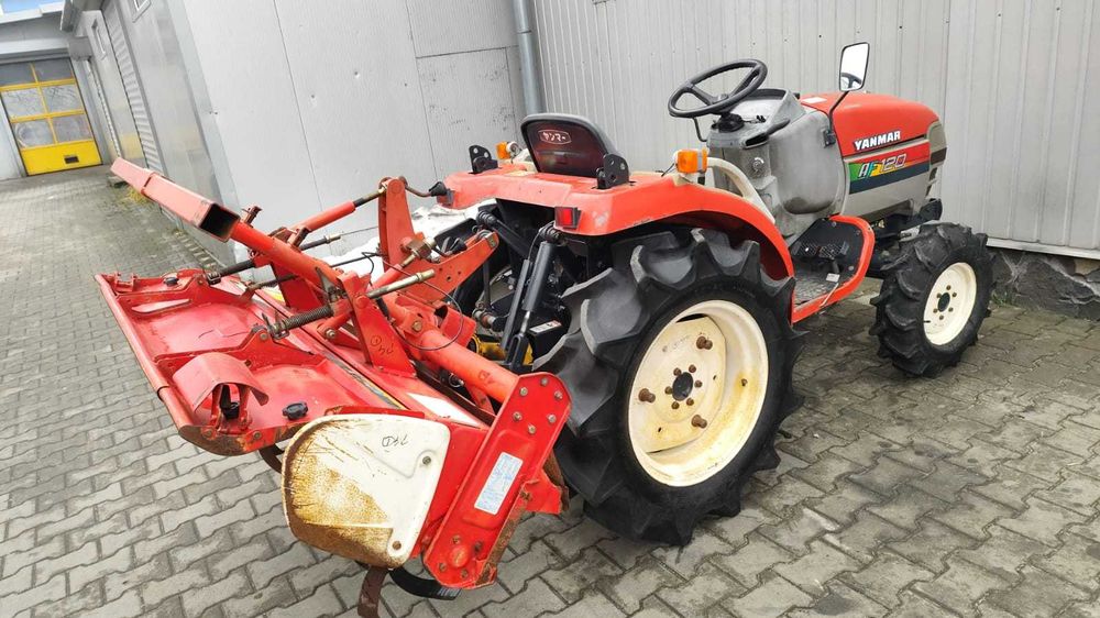 Japoński traktorek Yanmar AF 120 z glebogryzarką 4x4 20 KM Rewers