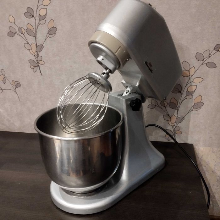 Миксер планетарный профессиональный Sirman Plutone, тестомес, тістоміс