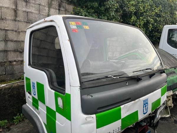 Carroçaria / chassis para peças NISSAN Cabstar E Chassis (TL_, VL_)