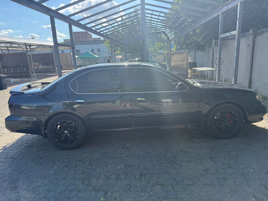 Nissan Maxima QX 3.0  А33