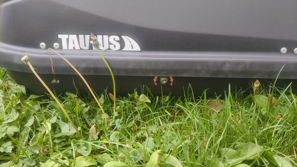 Boks dachowy TAURUS EASY 430.