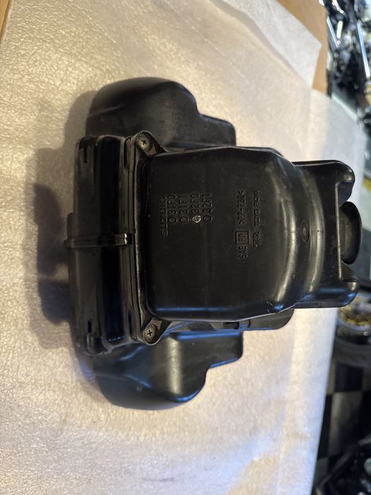 Airbox obudowa filtra powietrza Suzuki Bandit GSF 1200s 1200 x312