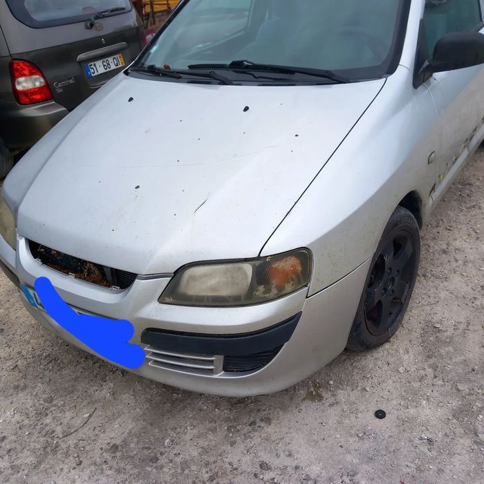 Frente completa Mitsubishi Space Star 2003