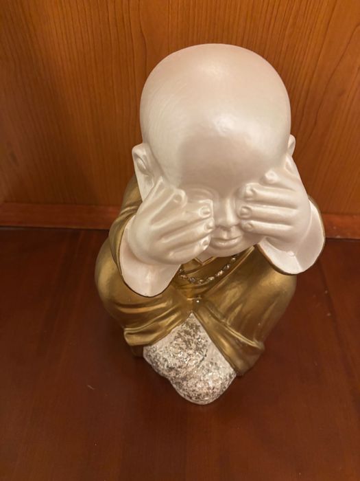 Conjunto de 3 Estátuas / Monges Budas "Não Vejo, Não Ouço, Não Falo" (Dourado e Branco)