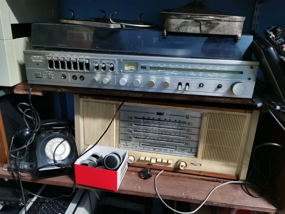 Antique Junk64738607970561120