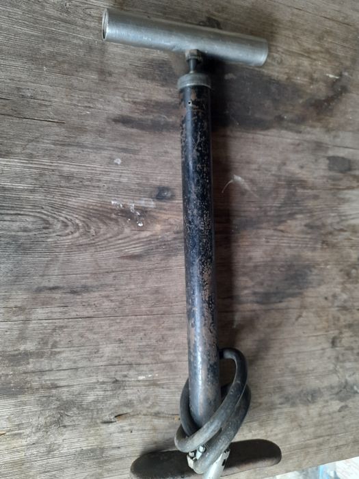 Насос для велосипеда