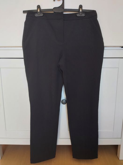 Calças clássicas pretas