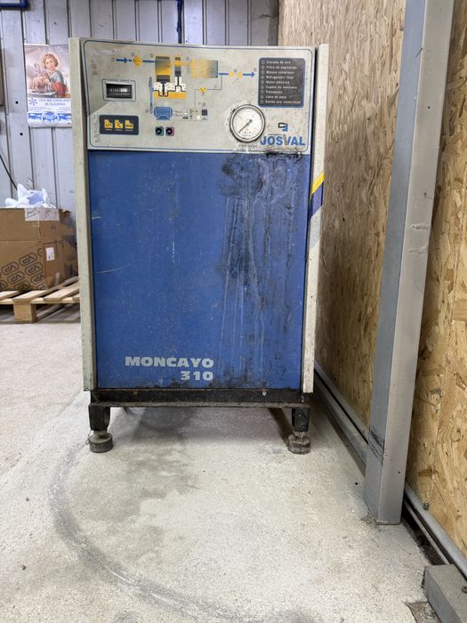 Vendo maquina de moldar contrafortes da marca vifama vendo maquina de