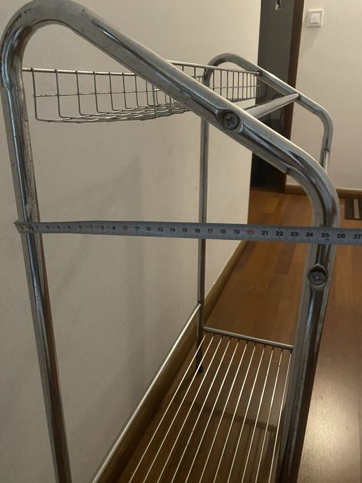 Toalheiro metalico RESERVADO