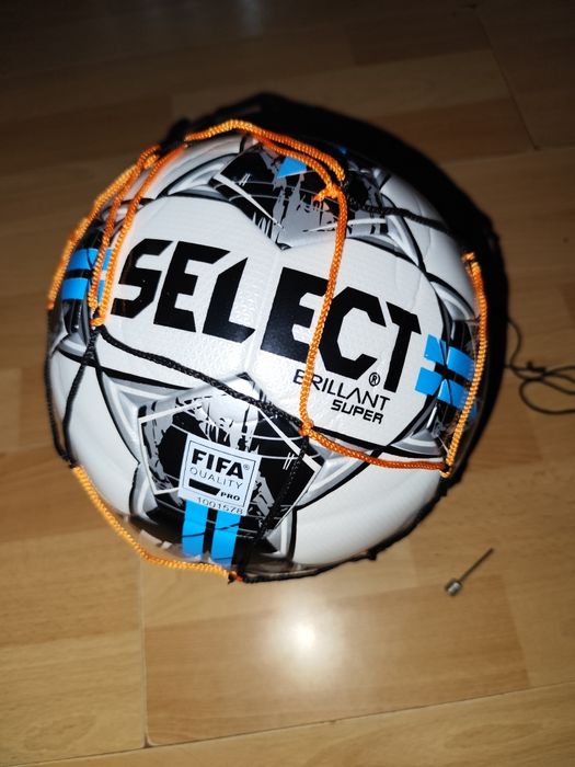 Футбольний м'яч Select Brillant Super, розмір 5 , вага 450 грам