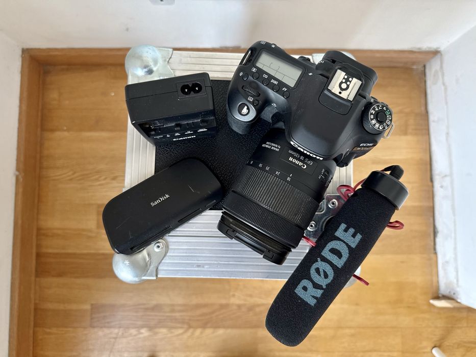 Canon 80D + 18-135mm + Microfone RØDE – Kit Completo para Criar Conteúdo