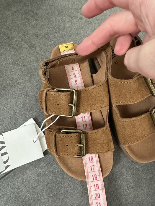 Сандалі Zara босоніжки zara 27 шкіряні crocs c10 оригінал