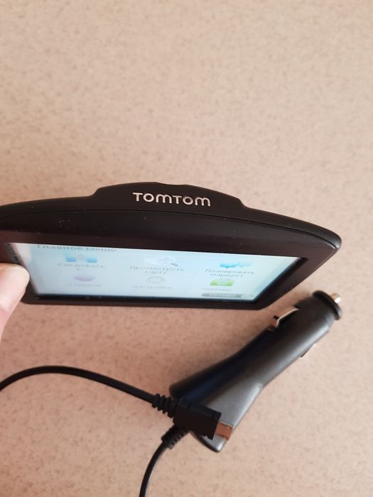 Навігатор gps tomtom