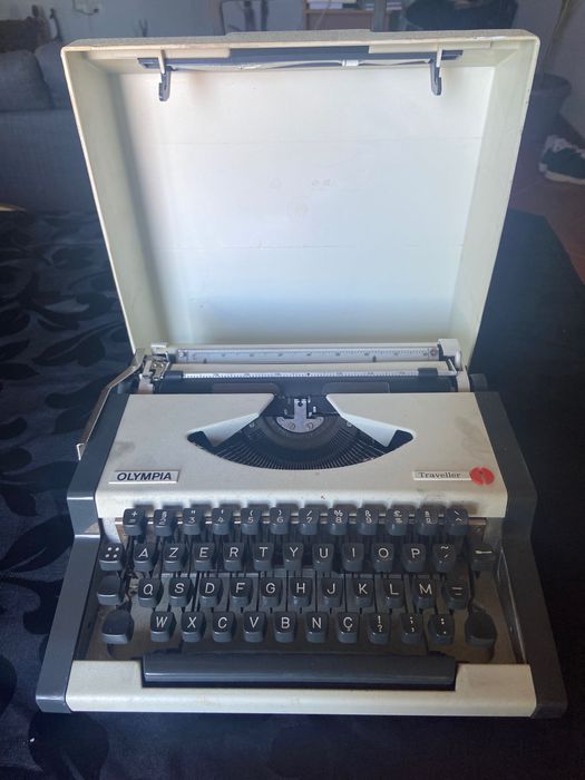 Máquina de escrever