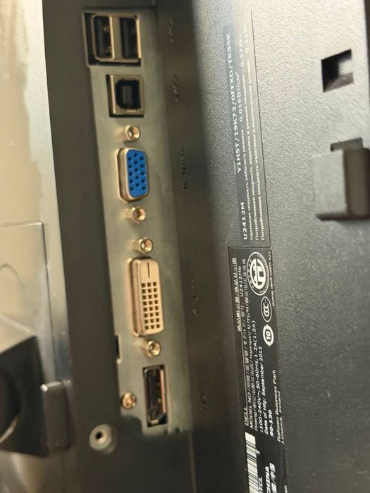 Монітор Dell — 24”, IPS, Full HD+