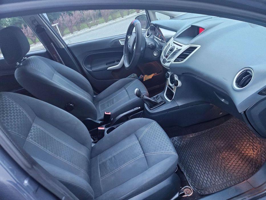 Ford Fiesta 2011 r 1,4 tdci klima zadbany