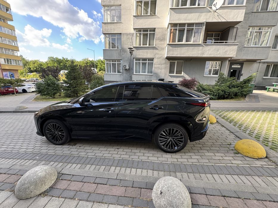 ОБМІН Lexus RZ 450 e Електричний