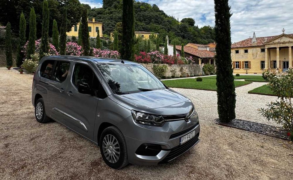 WYNAJEM BUSY 9-OSOBOWE Renault Trafic Długo i Krótkoterminowo