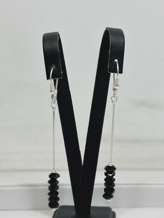 Śliczne srebrne wiszące kolczyki czarne kamyczki 3,2G 925