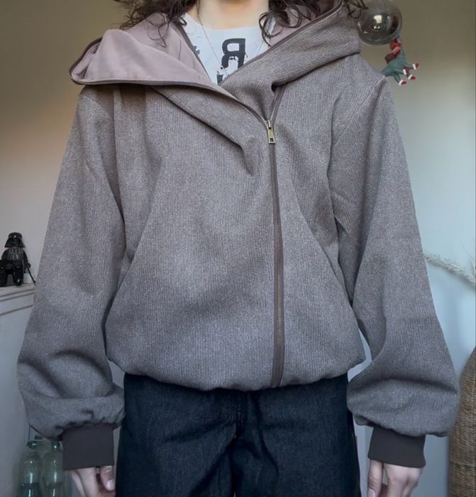 slight vogue assymetrical hoodie