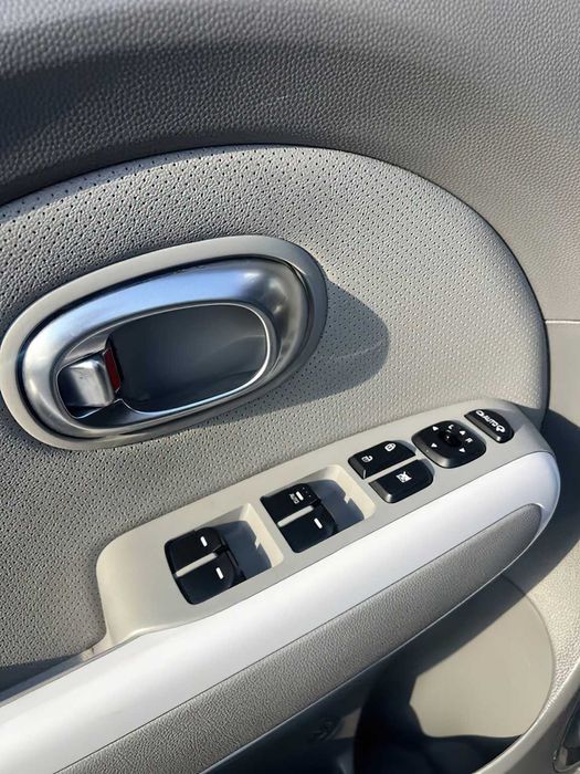 Kia Soul Ev +      2018