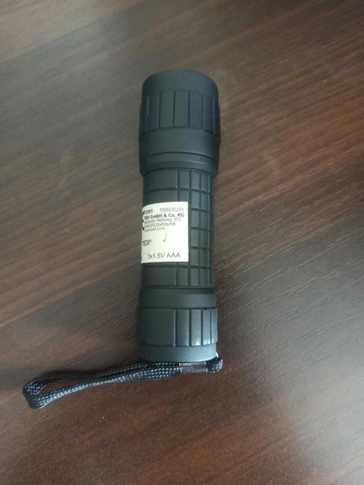 TEDi LED Flashlight / Torch - Working (Without Batteries)