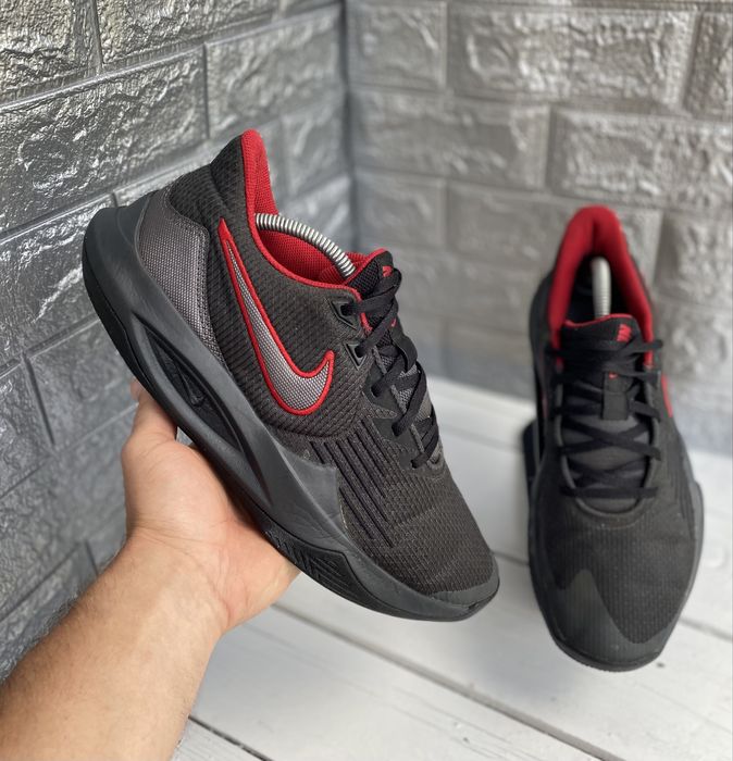 Кросівки баскетбольні Nike Precision 5