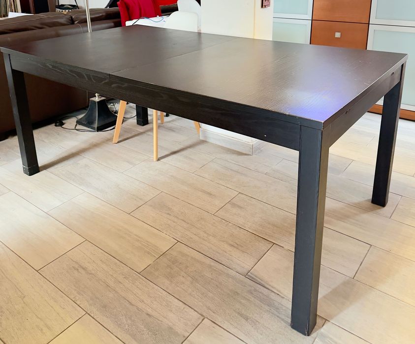 Mesa de jantar Ikea Bjursta extensível. Urgente
