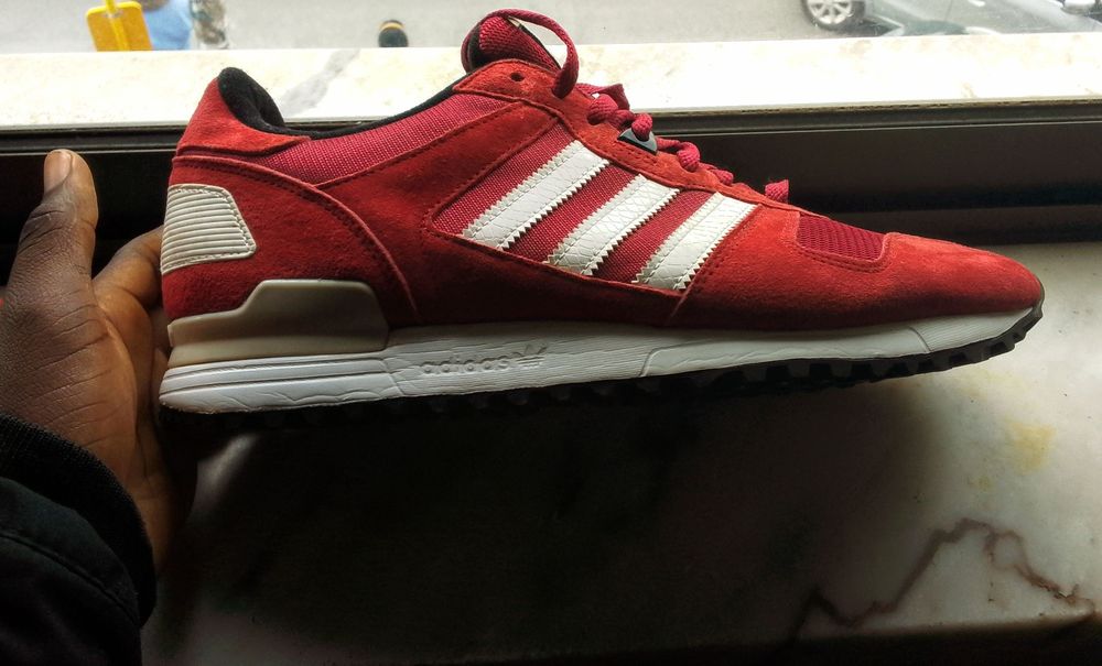 Tênis adidas qualidade.