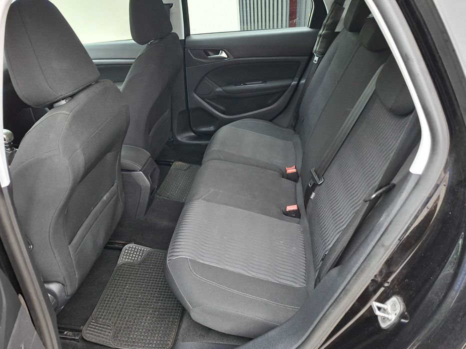 Peugeot 308 SW — fotografia 8