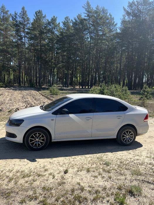Wolkswagen polo 1.6 2013
